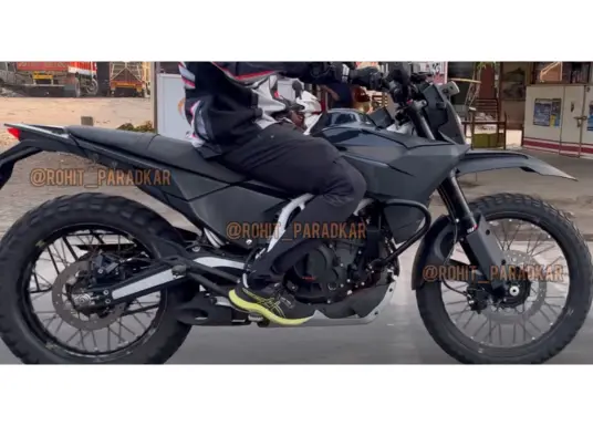 KTM 390 Adventure and 390 Enduro spotted testing